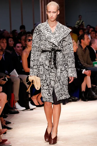 Look 5